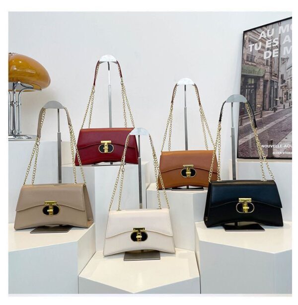 Fashionable Shoulder Bag RE306