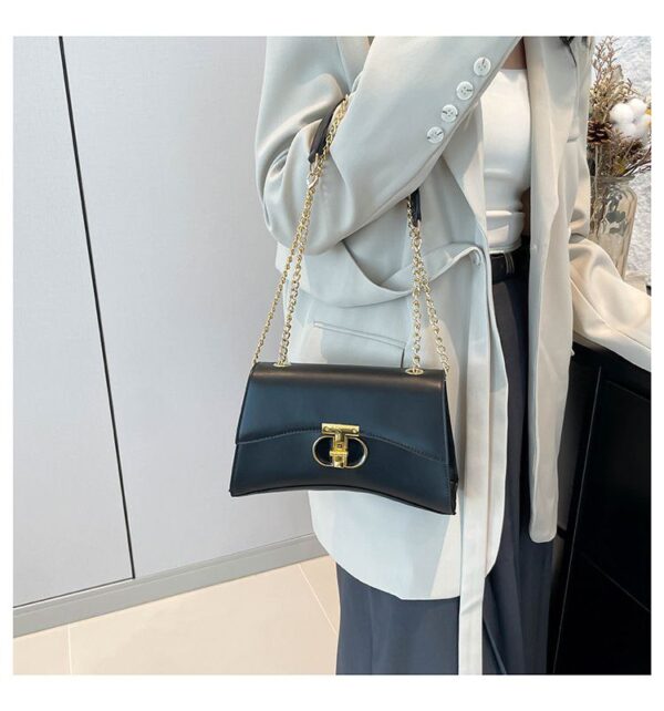 Fashionable Shoulder Bag RE306 - Image 3