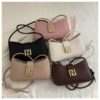 Medium handbag for women with zipper closure and 3 way carry – RedBag BD